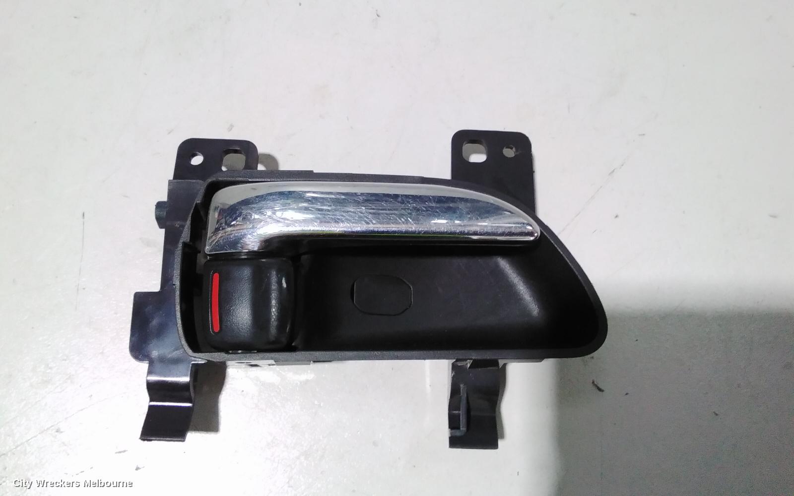 SUBARU OUTBACK DOOR HANDLE, INNER, RH FRONT, 5TH GEN, 09/2009 - 11/2014