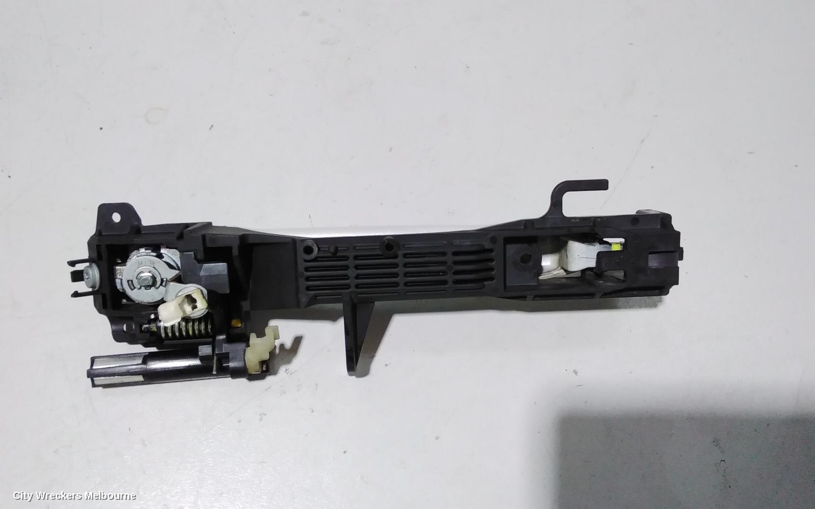 SUBARU OUTBACK DOOR HANDLE, OUTER, RH FRONT, 5TH GEN, 09/2009 - 11/2014