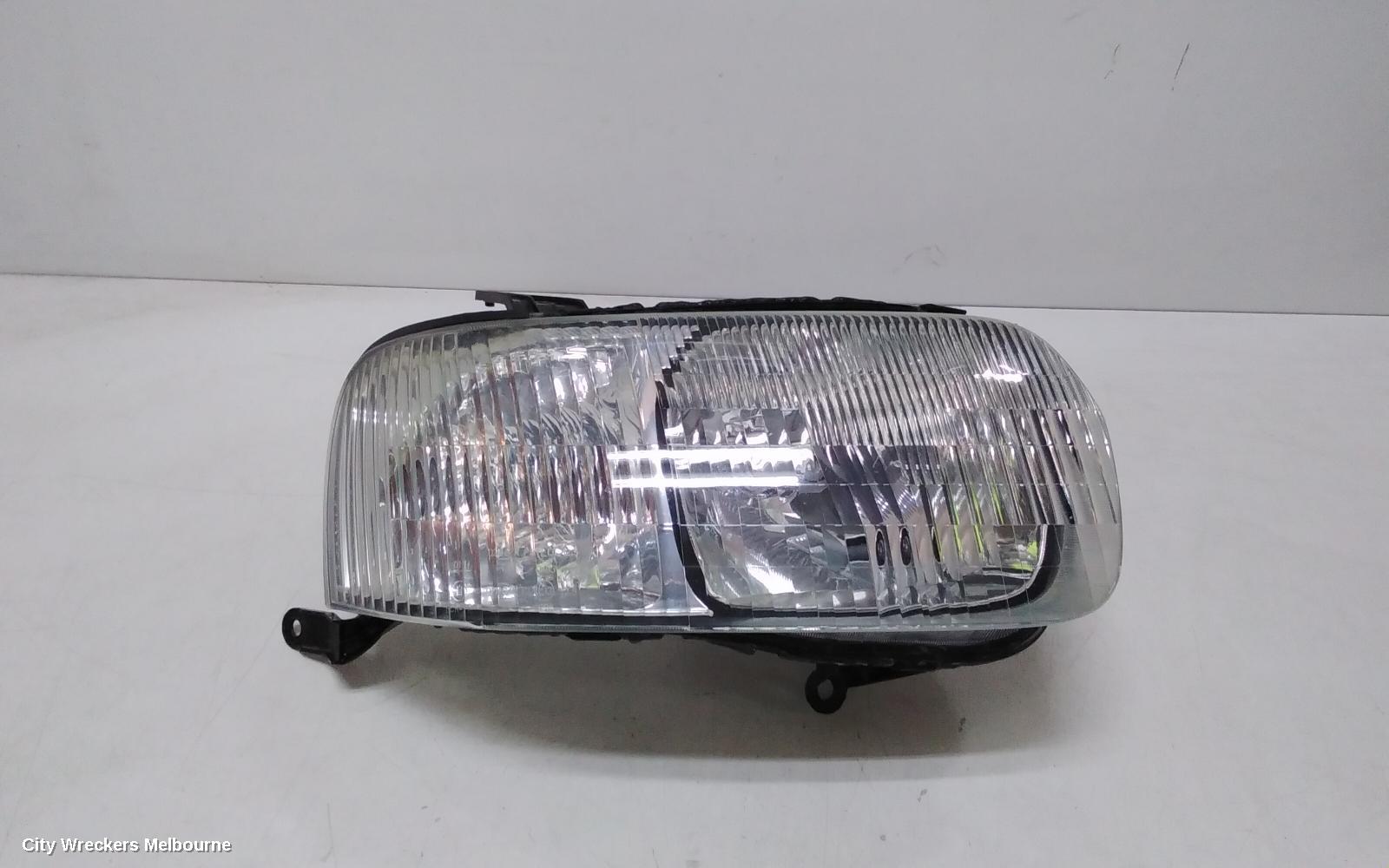 FORD ESCAPE RIGHT HEADLAMP, BA, 02/2001 - 03/2003
