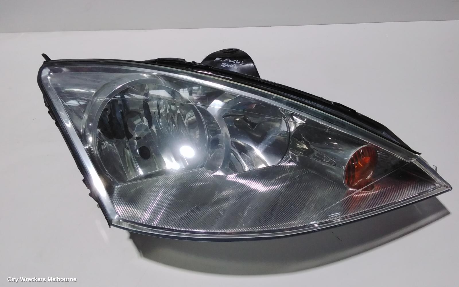 FORD FOCUS RIGHT HEADLAMP, LR, ST170, 01/2001 - 06/2005