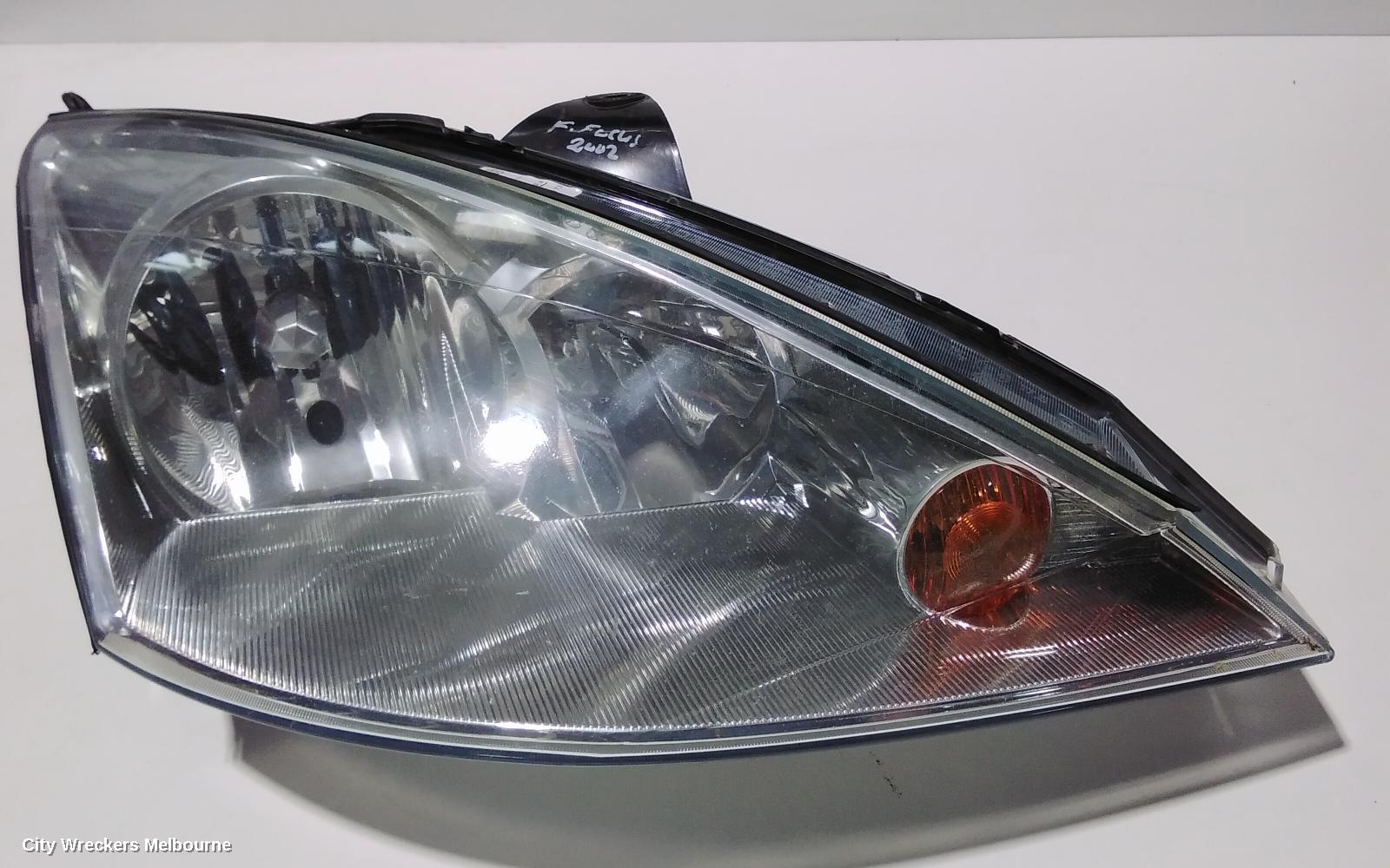 FORD FOCUS RIGHT HEADLAMP, LR, ST170, 01/2001 - 06/2005