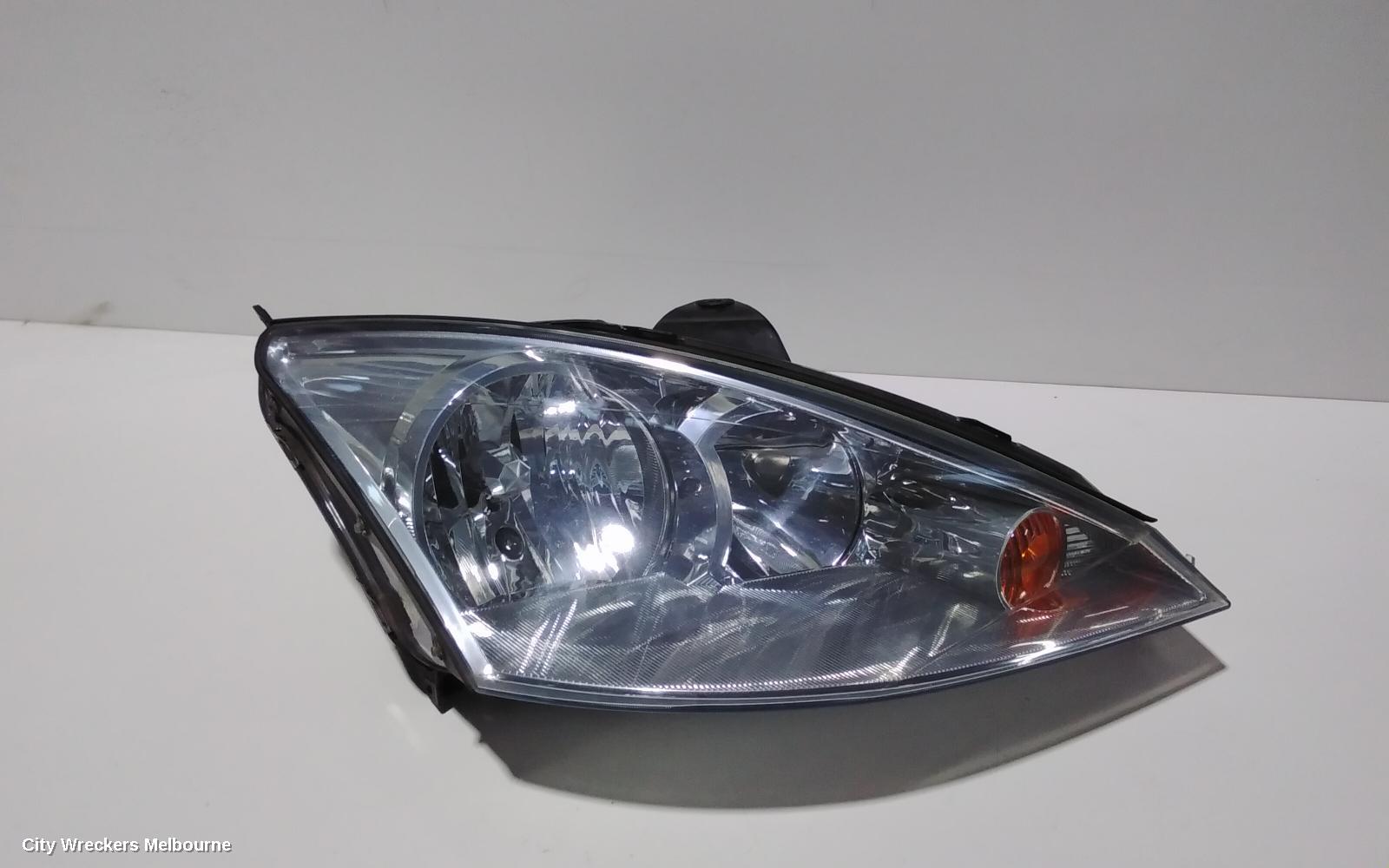 FORD FOCUS RIGHT HEADLAMP, LR, ST170, 01/2001 - 06/2005