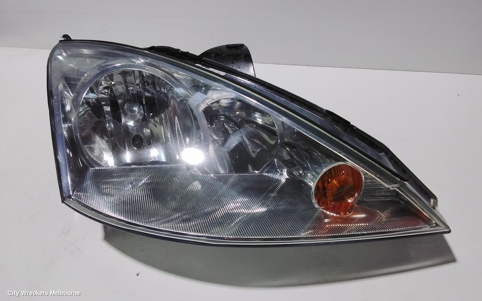 FORD FOCUS RIGHT HEADLAMP, LR, ST170, 01/2001 - 06/2005