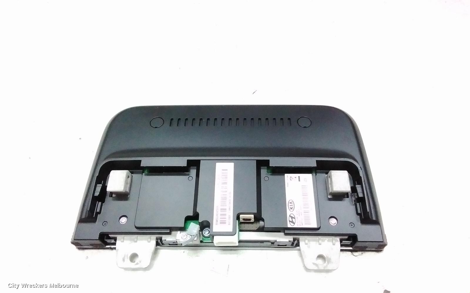 KIA STINGER RADIO/CD/DVD/SAT/TV, DISPLAY UNIT, 8IN TOUCHSCREEN, CK, 06/2017 - 12/2020