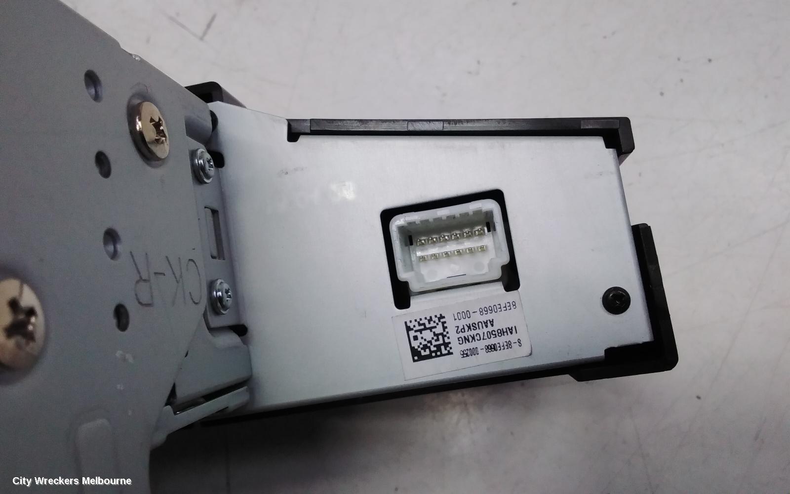 KIA STINGER RADIO/CD/DVD/SAT/TV, DISPLAY UNIT, 8IN TOUCHSCREEN, CK, 06/2017 - 12/2020
