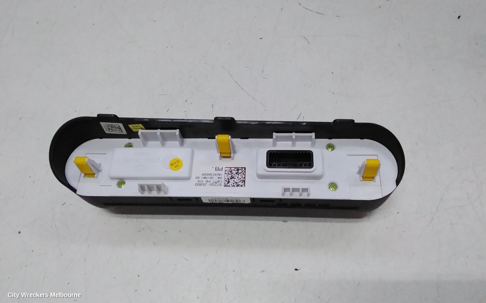 KIA STINGER HEATER/AC CONTROLS, DUAL ZONE CLIMATE CONTROL, W/ SYNC BUTTON, CK, 06/2017 ONWARDS