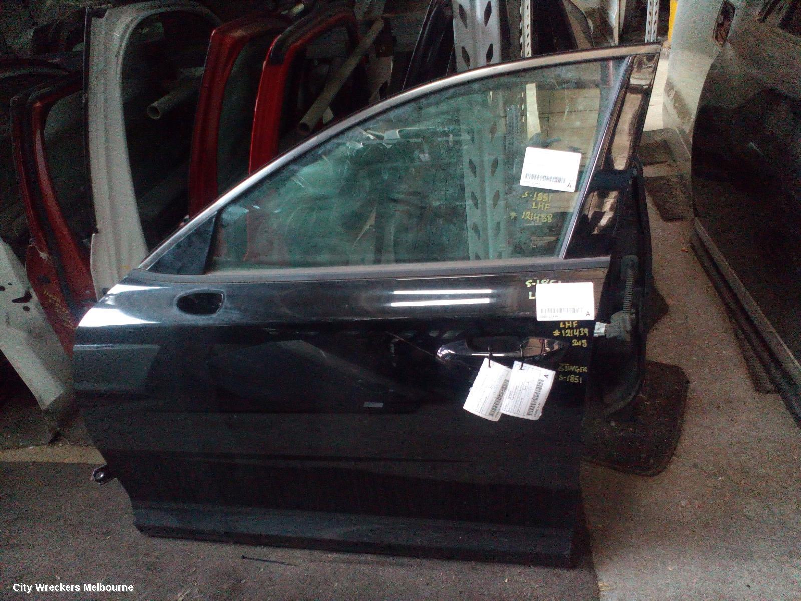 KIA STINGER LEFT FRONT DOOR, CK, 06/2017 ONWARDS