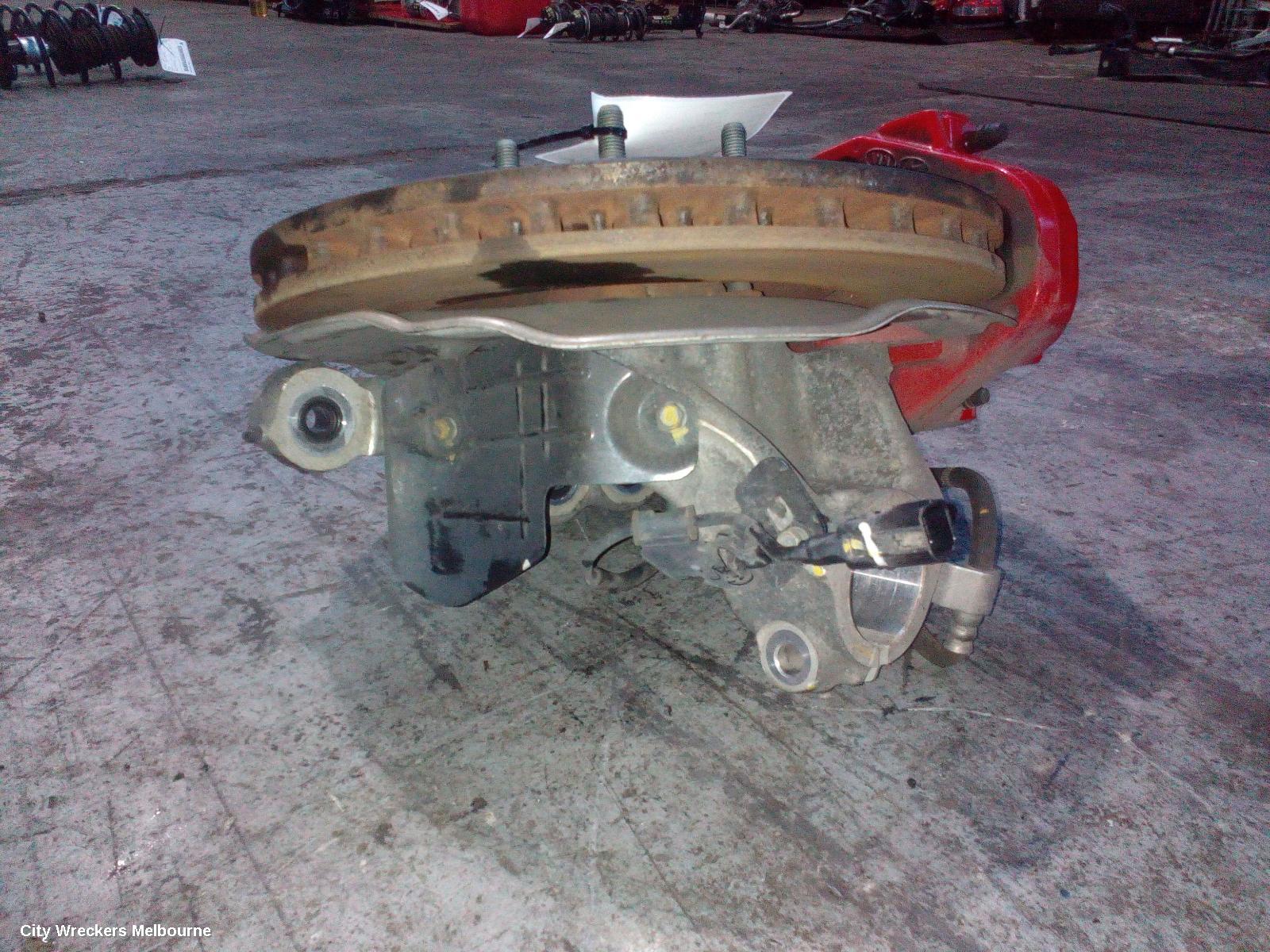 KIA STINGER RIGHT FRONT HUB ASSEMBLY, CK, W/ ADAPTIVE SUSPENSION TYPE, 06/2017 - 04/2023