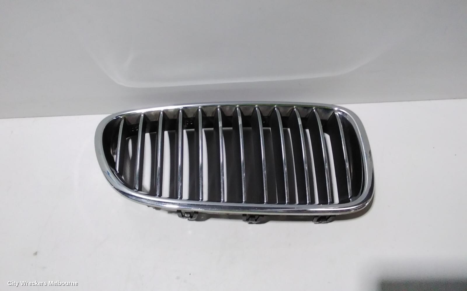 BMW 5 SERIES GRILLE, RADIATOR GRILLE (RH SIDE), F10/F11, SEDAN/WAGON, 05/2010 - 01/2017
