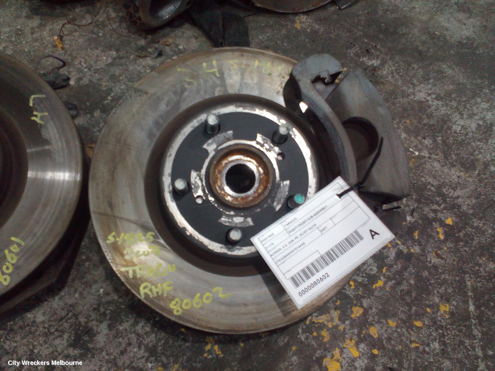 TOYOTA TARAGO RIGHT FRONT HUB ASSEMBLY, ACR50R, 3.5, 2GR-FE, 02/2007 - 06/2020