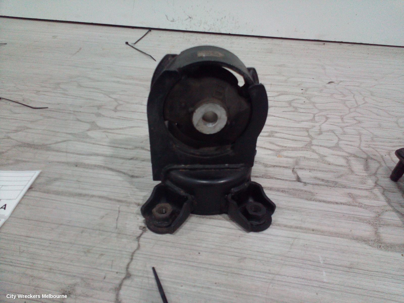 TOYOTA TARAGO MOUNT, XR50, 03/2006 - 06/2020