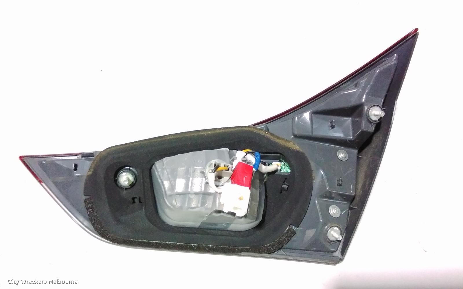 TOYOTA COROLLA REAR GARNISH, TAILGATE LAMP (LH SIDE), ZRE182R/ZWE186R, HATCH, 03/2015 - 06/2018