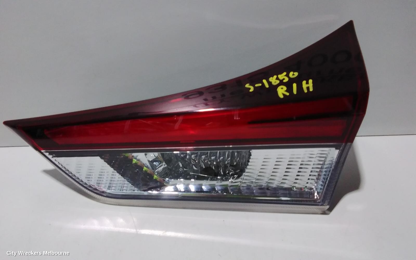TOYOTA COROLLA REAR GARNISH, TAILGATE LAMP (RH SIDE), ZRE182R/ZWE186R, HATCH, 03/2015 - 06/2018