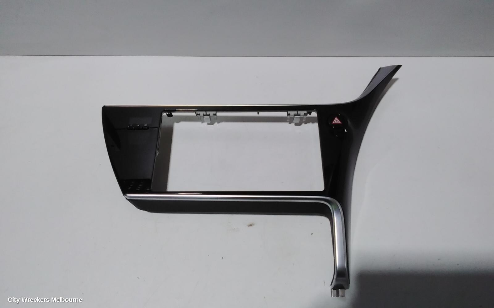 TOYOTA COROLLA RADIO/CD/DVD/SAT/TV, 6.1IN TOUCHSCREEN (P/N ON FACE 100523), ZRE182R, HATCH, 03/2015 - 06/2018