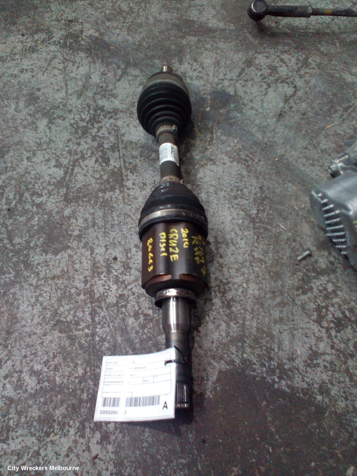 HOLDEN CRUZE RIGHT DRIVESHAFT, AUTO, 2.0, JG, 03/2009 - 02/2011