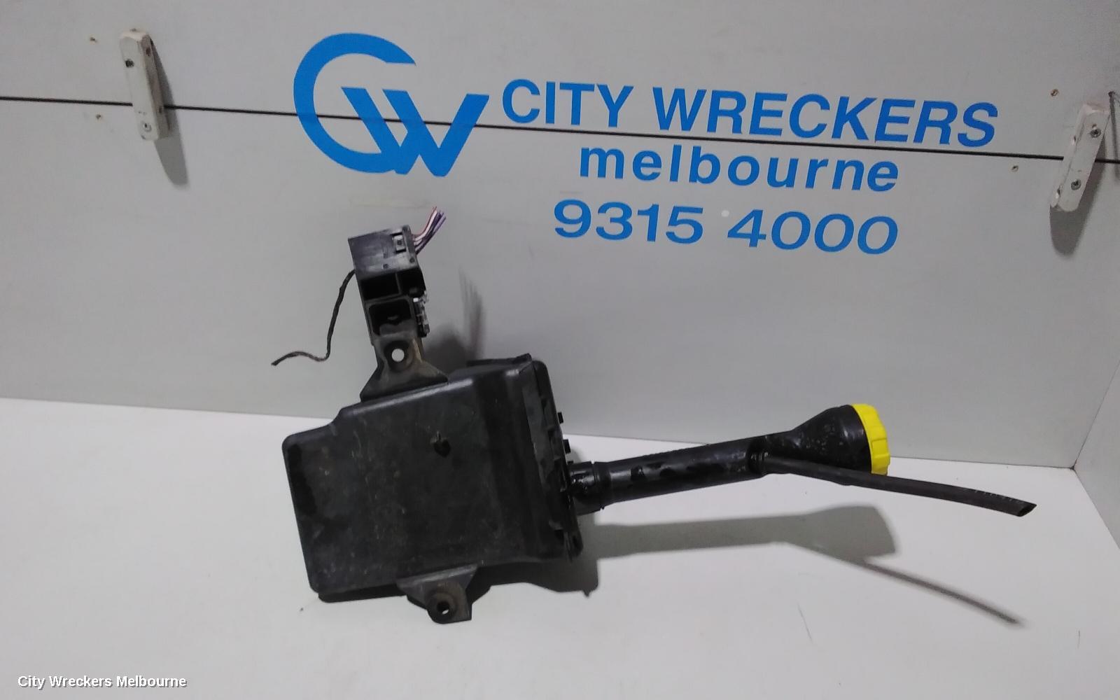HOLDEN COMMODORE WASHER BOTTLE, VE, SEDAN/UTE , 08/2006 - 04/2013