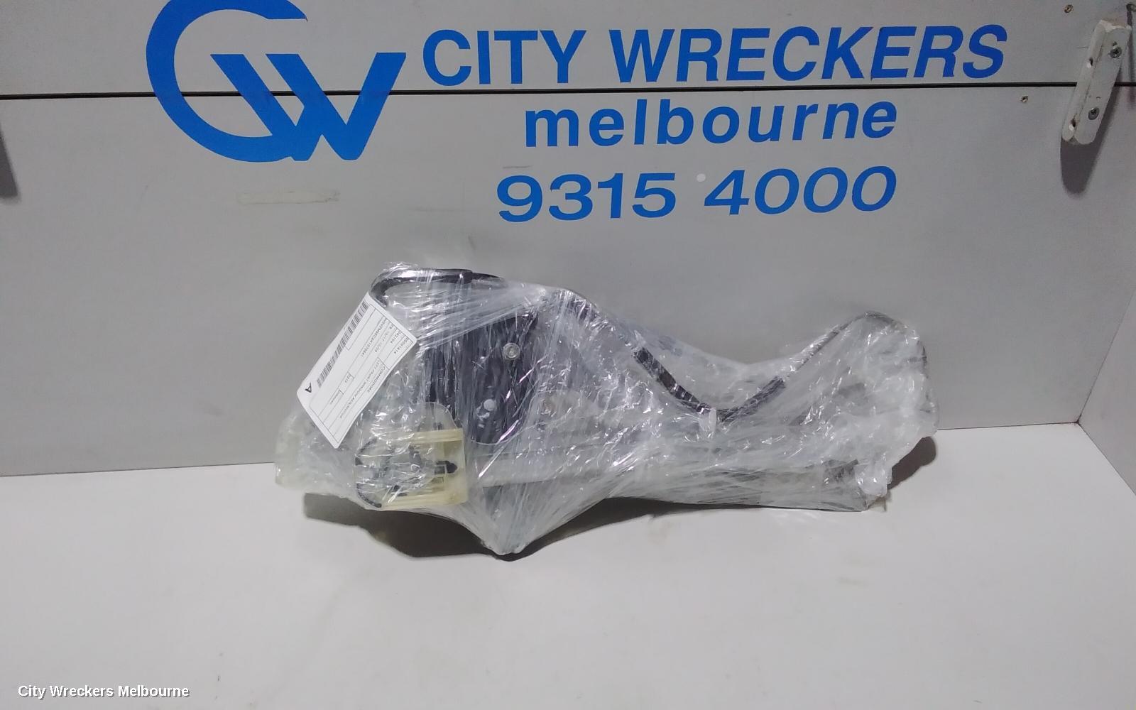 HOLDEN COMMODORE LEFT FRONT WINDOW REG/MOTOR, ZB, 10/2017 - 12/2020