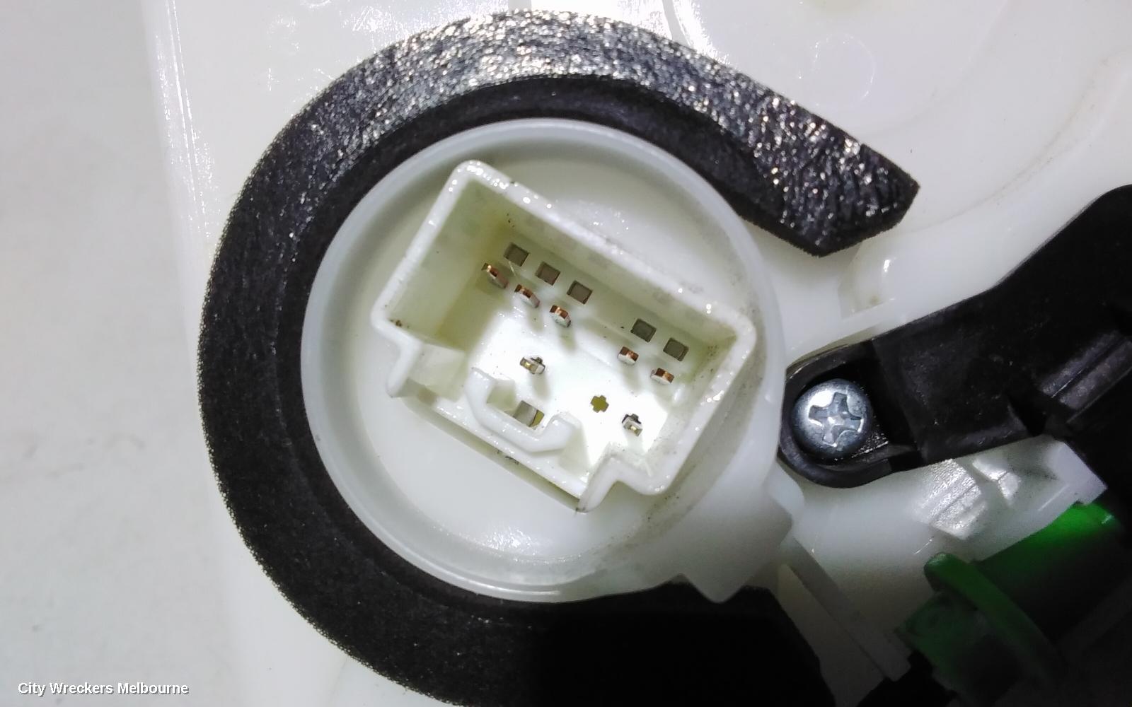 HONDA ACCORD DOOR/BOOT/GATE LOCK, RIGHT FRONT DOOR LOCK, 8TH GEN, EURO (VIN JHMCU), 06/2008 - 12/2015