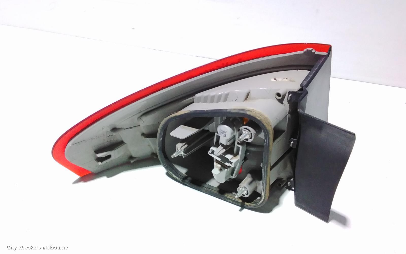 FORD MONDEO RIGHT TAILLIGHT, MA, HATCH, 10/2007 - 07/2009