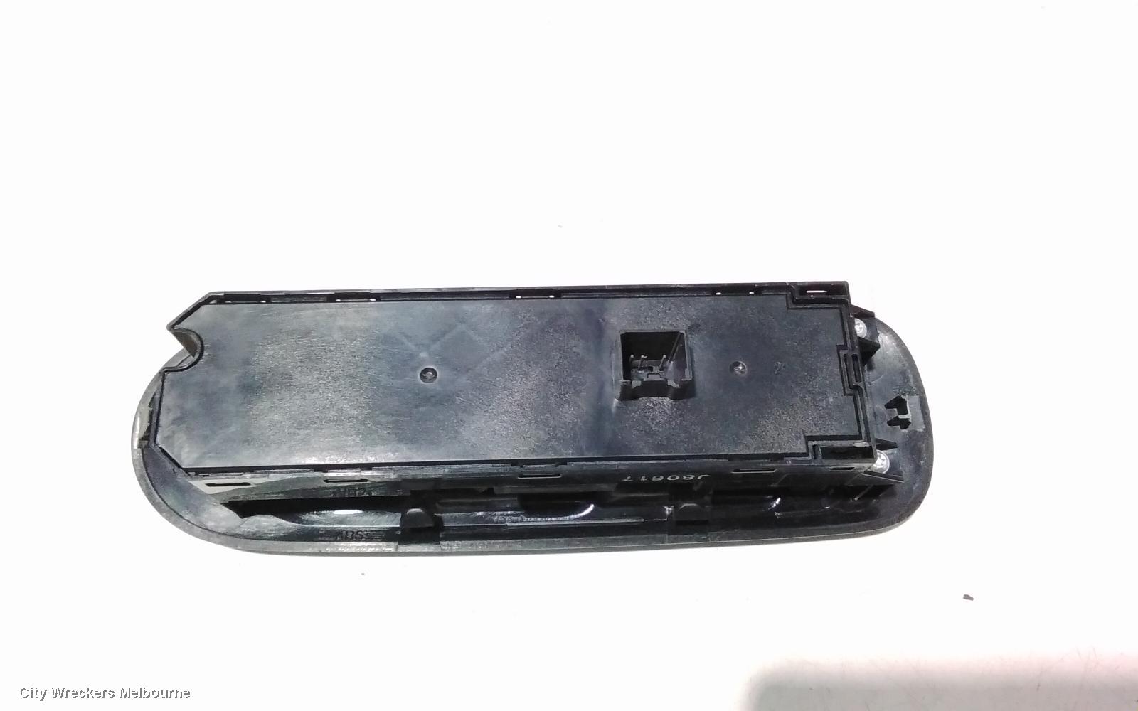 FORD MONDEO PWR DR WIND SWITCH, RH FRONT (MASTER SWITCH), 4DR SWITCH TYPE, MA-MC, 10/2007 - 12/2014