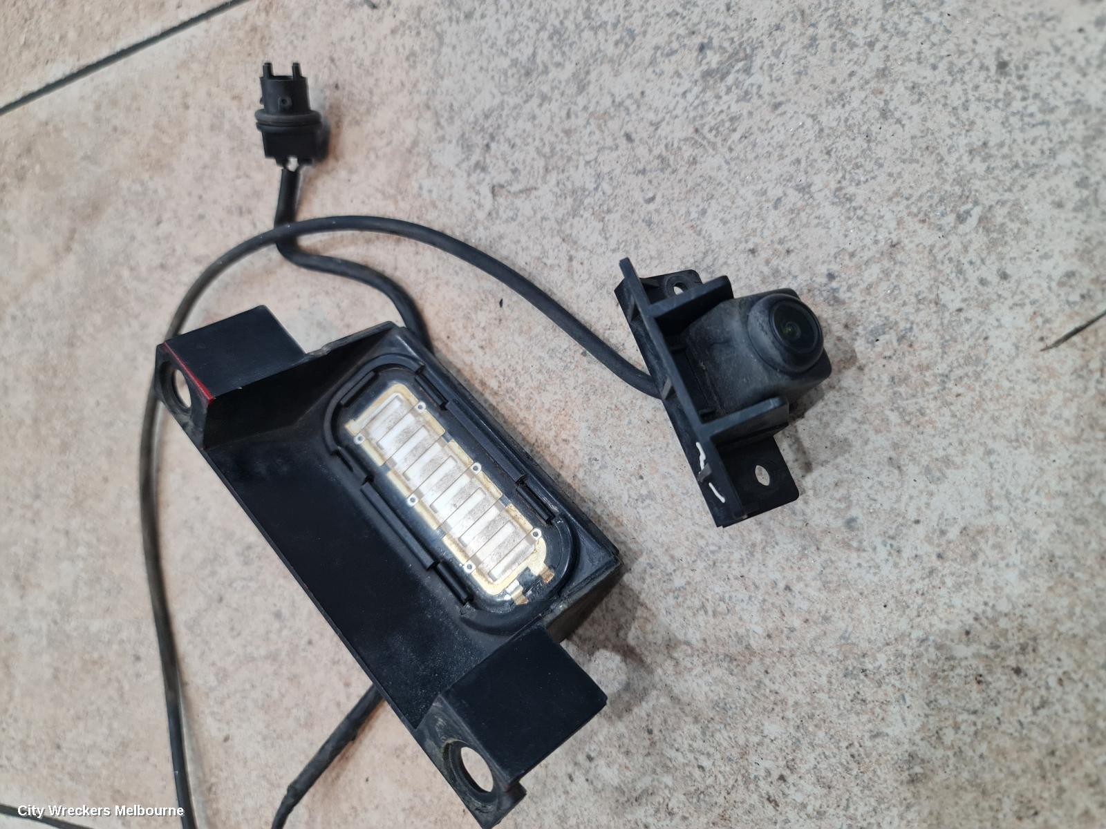 HOLDEN COMMODORE REVERSE CAMERA, REVERSE CAMERA (TAILGATE MOUNTED), VF, 05/2013 - 12/2017