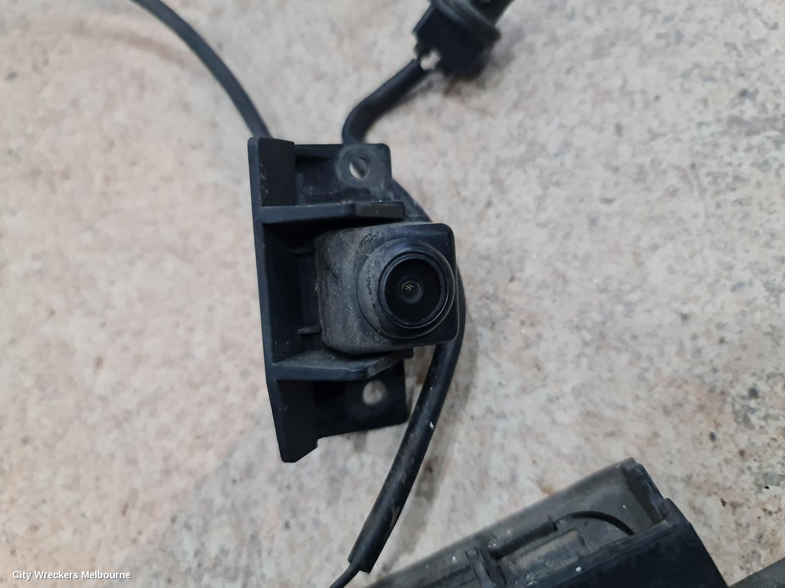 HOLDEN COMMODORE REVERSE CAMERA, REVERSE CAMERA (TAILGATE MOUNTED), VF, 05/2013 - 12/2017