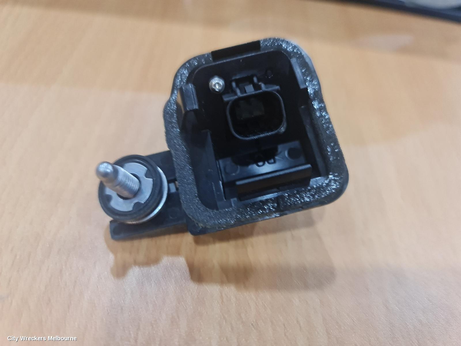 TOYOTA COROLLA REVERSE CAMERA, REVERSE CAMERA, ZRE182R, 10/2012 - 06/2018