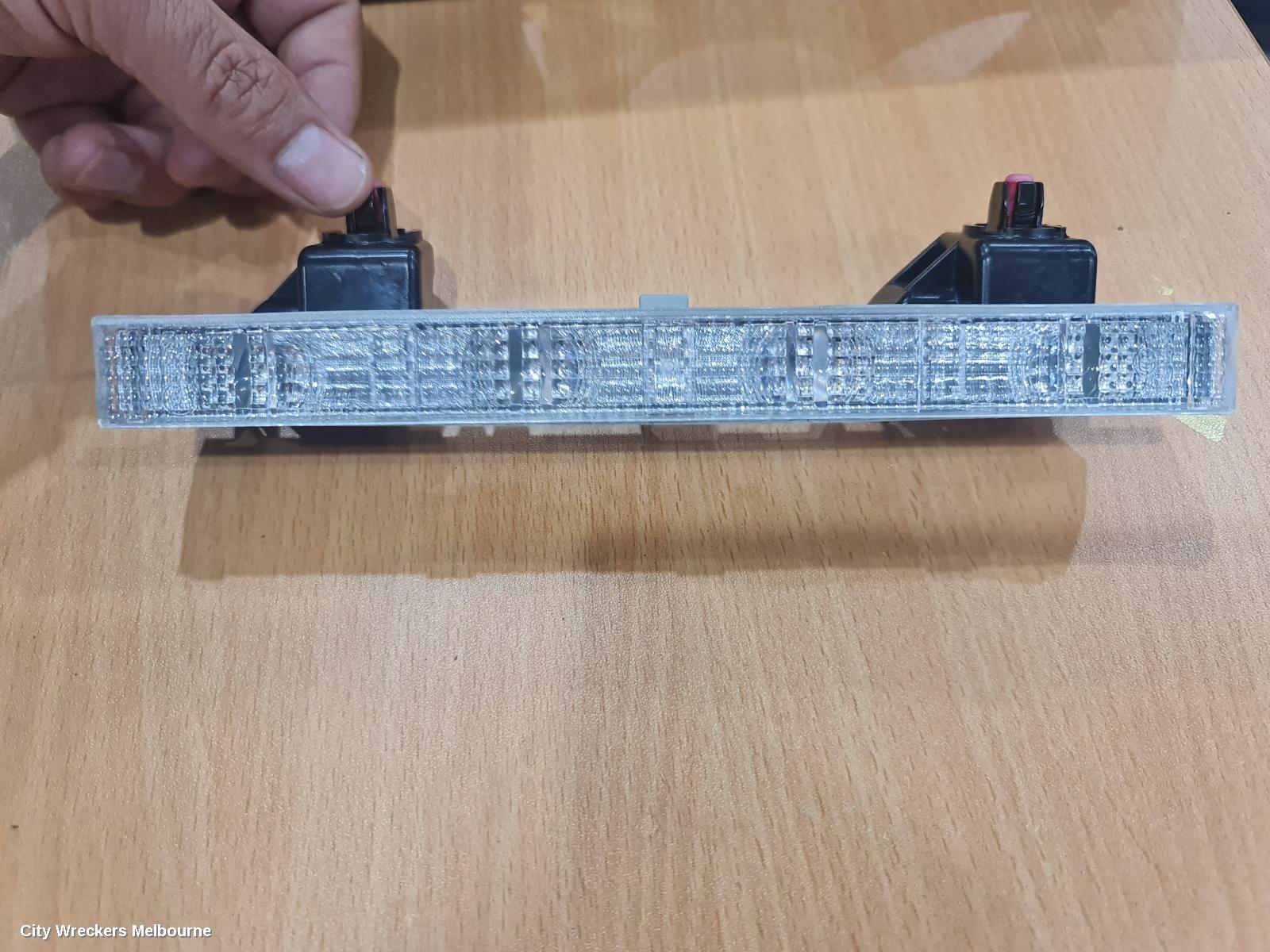 TOYOTA COROLLA HIGH LEVEL STOPLIGHT, ZRE182R 10/2012 - 06/2018