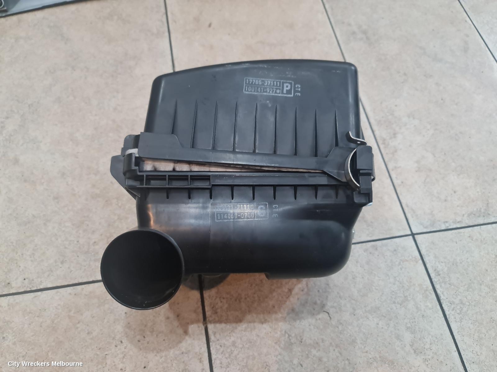 TOYOTA COROLLA AIR CLEANER/BOX, AIR CLEANER, ZRE182R, HATCH, 10/2012 - 06/2018