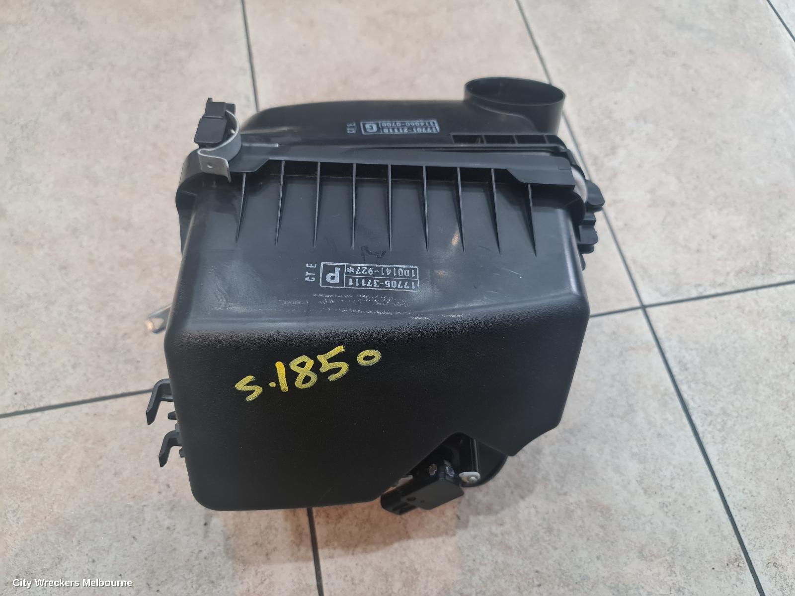 TOYOTA COROLLA AIR CLEANER/BOX, AIR CLEANER, ZRE182R, HATCH, 10/2012 - 06/2018