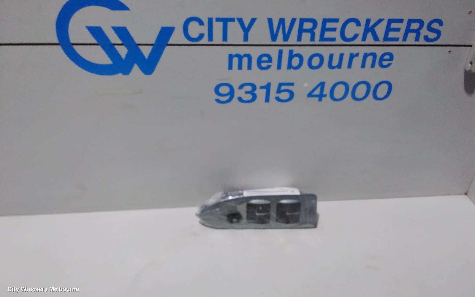 MITSUBISHI COLT PWR DR WIND SWITCH, RH FRONT (MASTER SWITCH), RG, HATCH, 01/2002 - 11/2011