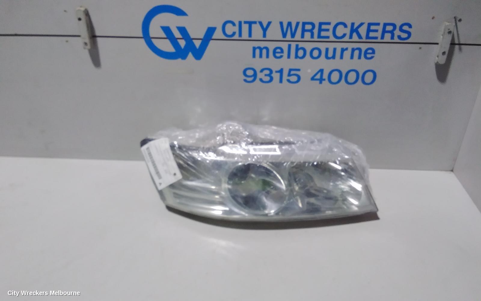 HOLDEN COMMODORE RIGHT HEADLAMP, VZ, ADVENTRA/BERLINA, PROJECTOR TYPE (CHROME), 08/2004 - 09/2007