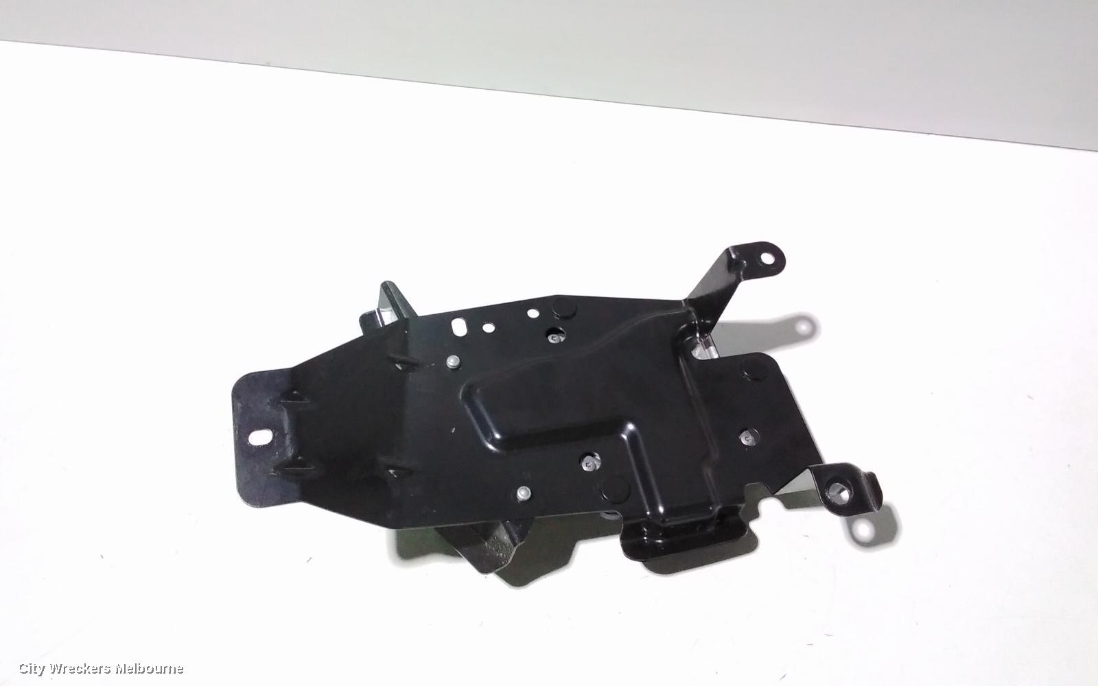 MITSUBISHI ASX, 05/2010 ONWARDS, LHR BLIND SPOT MODULE: 80905
