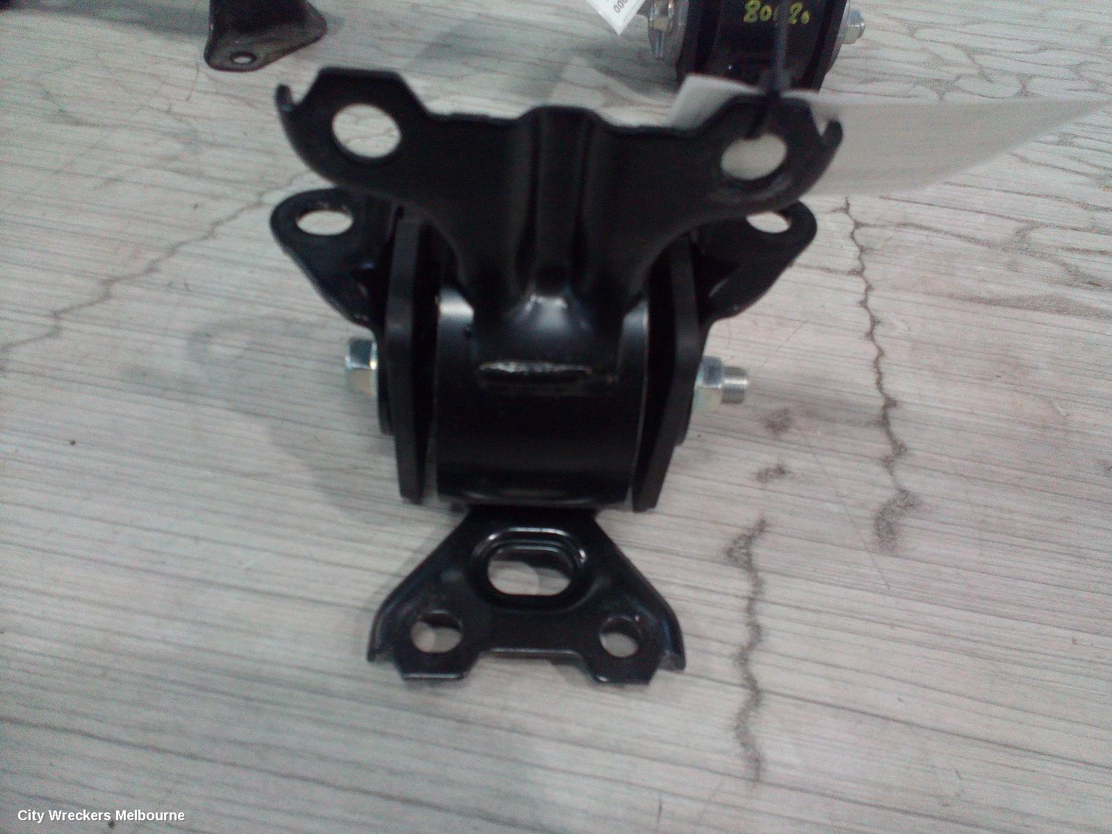 MITSUBISHI ASX MOUNT, ENGINE MOUNT, LEFT, PETROL, 2.0, 4B11, MIVEC/VVT, FWD, XA-XD, 05/2010 ONWARDS