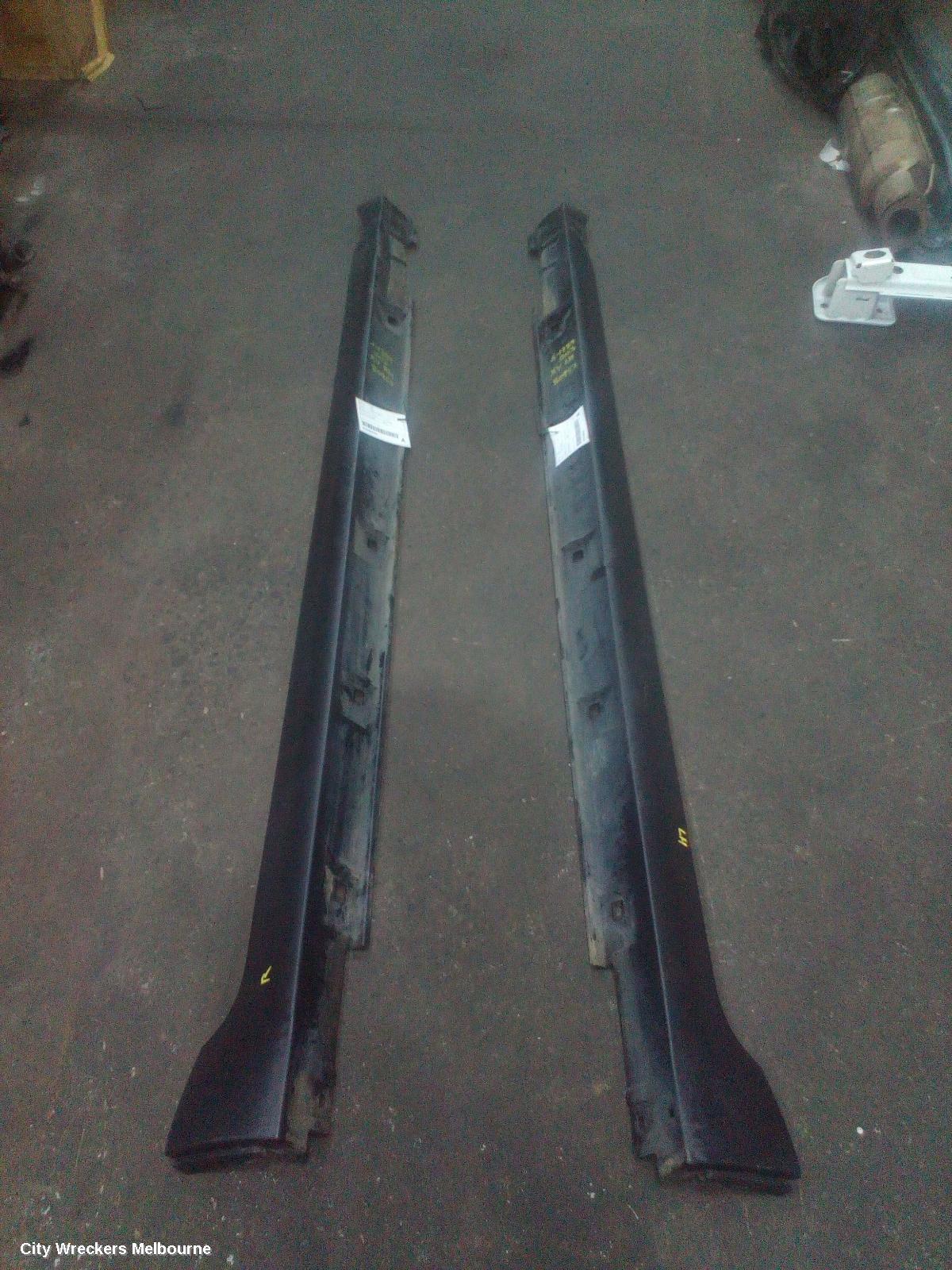 SUBARU XV SIDE STEP/SKIRT, RH SIDE, G4X, 01/2012 - 04/2017