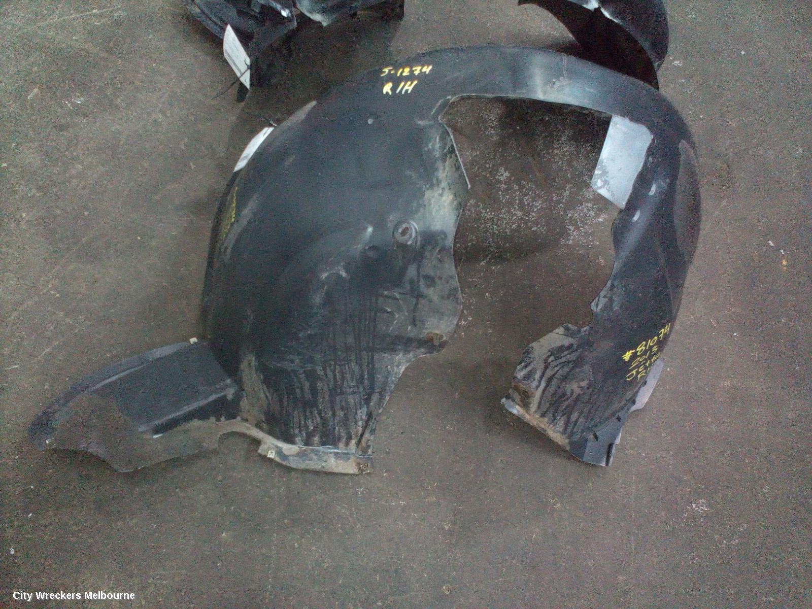 VOLKSWAGEN JETTA RIGHT GUARD LINER, 1B, 02/2011 - 12/2014