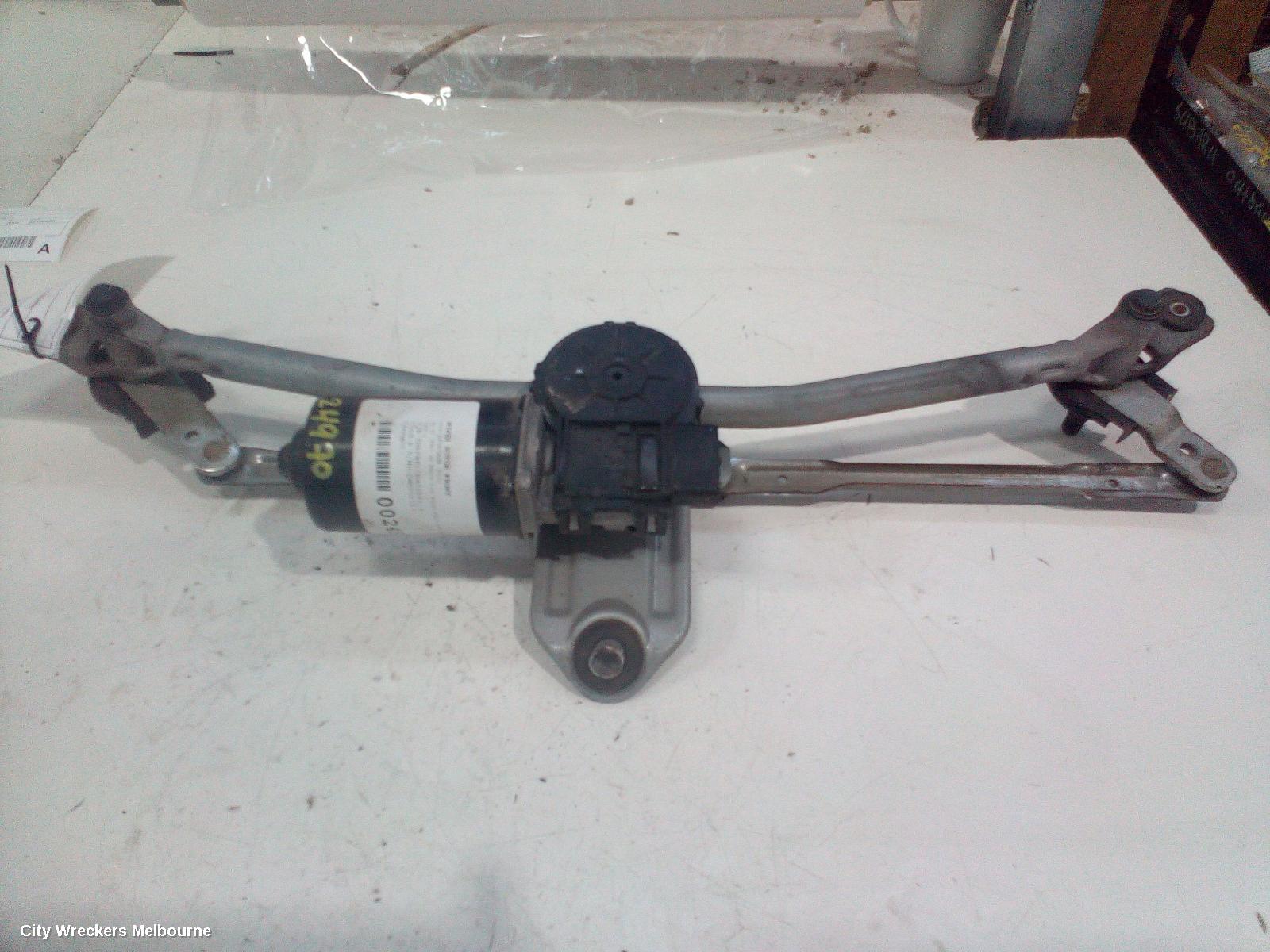 KIA SPORTAGE WIPER MOTOR, FRONT, SL, 05/2010 - 10/2015