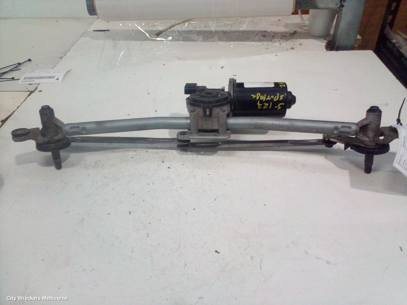 KIA SPORTAGE WIPER MOTOR, FRONT, SL, 05/2010 - 10/2015