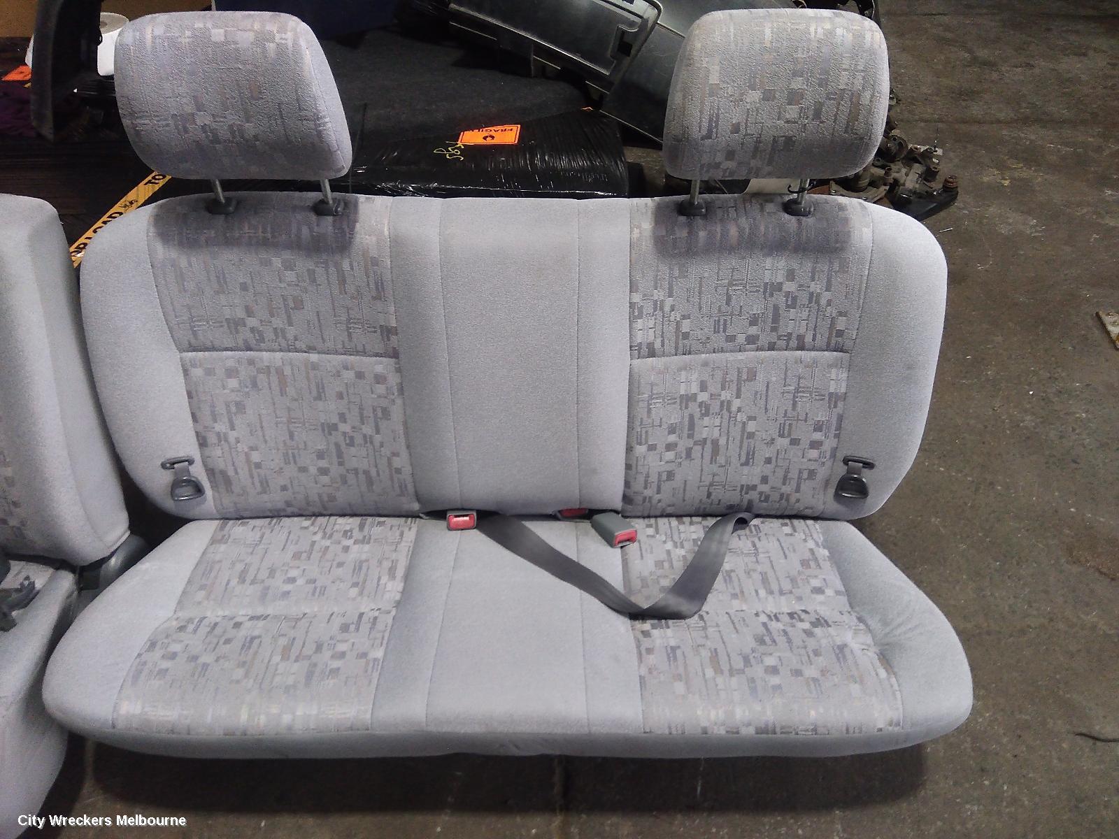 TOYOTA ESTIMA 3RD SEAT, XR30/XR40 00-06
