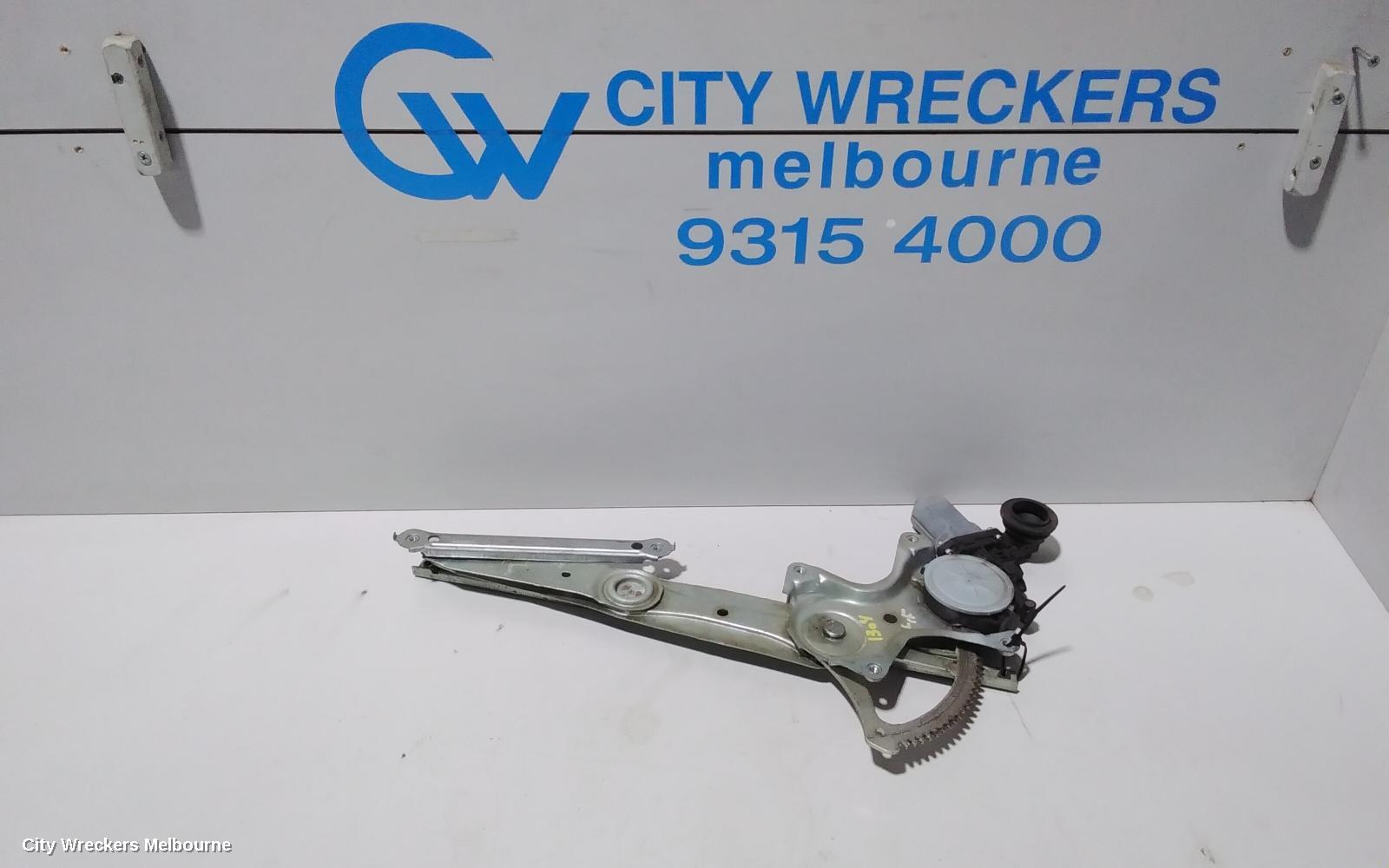 TOYOTA KLUGER LEFT FRONT WINDOW REG/MOTOR, GSU40-GSU45, 08/2007 - 02/2014