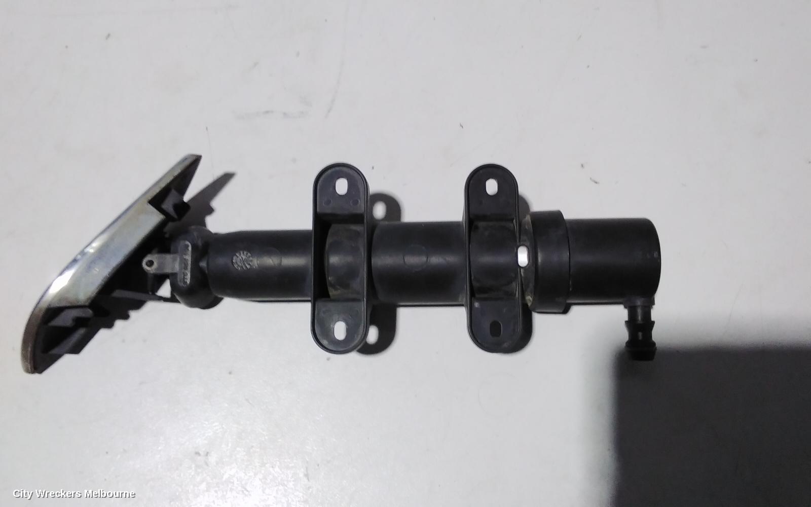 SKODA SUPERB WASHER JET, 3T 03/2009 - 12/2015