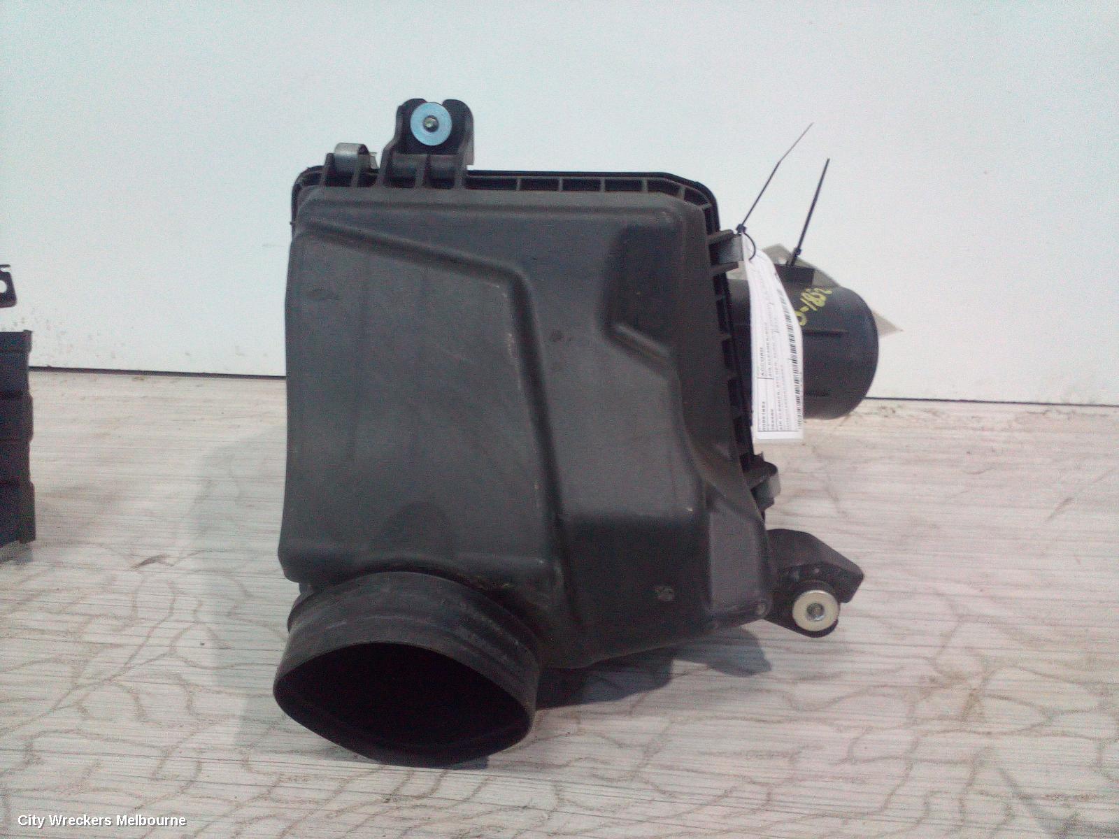 HONDA ACCORD AIR CLEANER/BOX, AIR CLEANER, 8TH GEN, EURO (VIN JHMCU), 2.4, K24Z3, 06/2008 - 12/2015