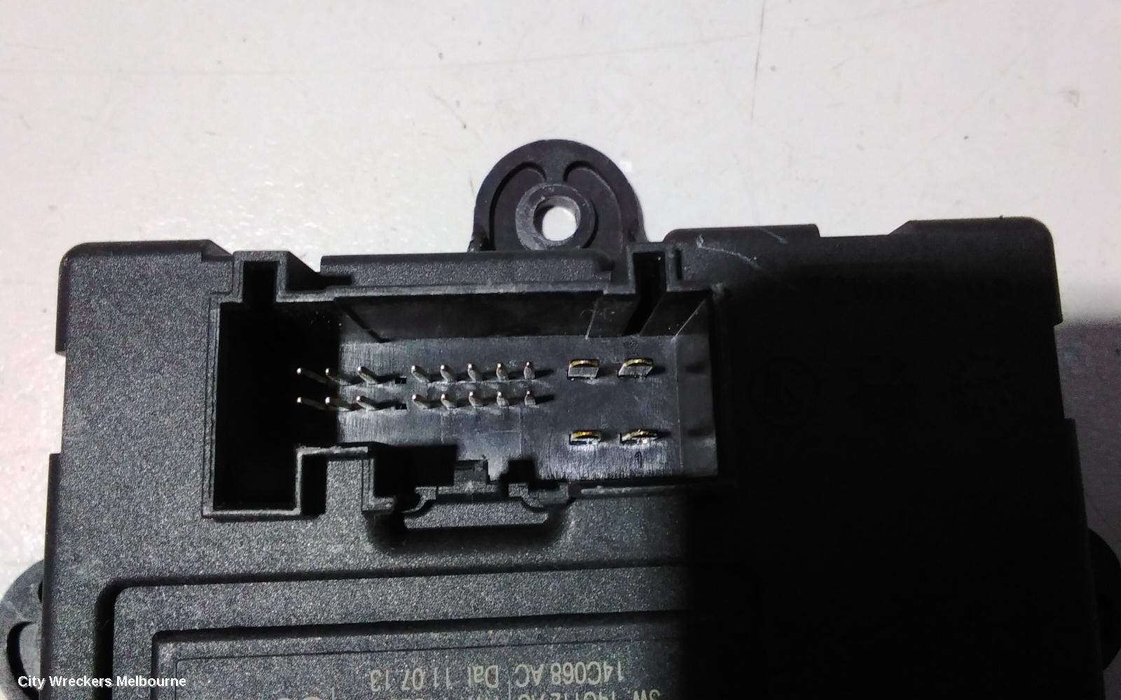 LAND ROVER RANGEROVER EVOQUE, L538, 11/2011 - 01/2019, BJ32-14D620-AC REAR DOOR CONTROL ECU UNIT : 81226
