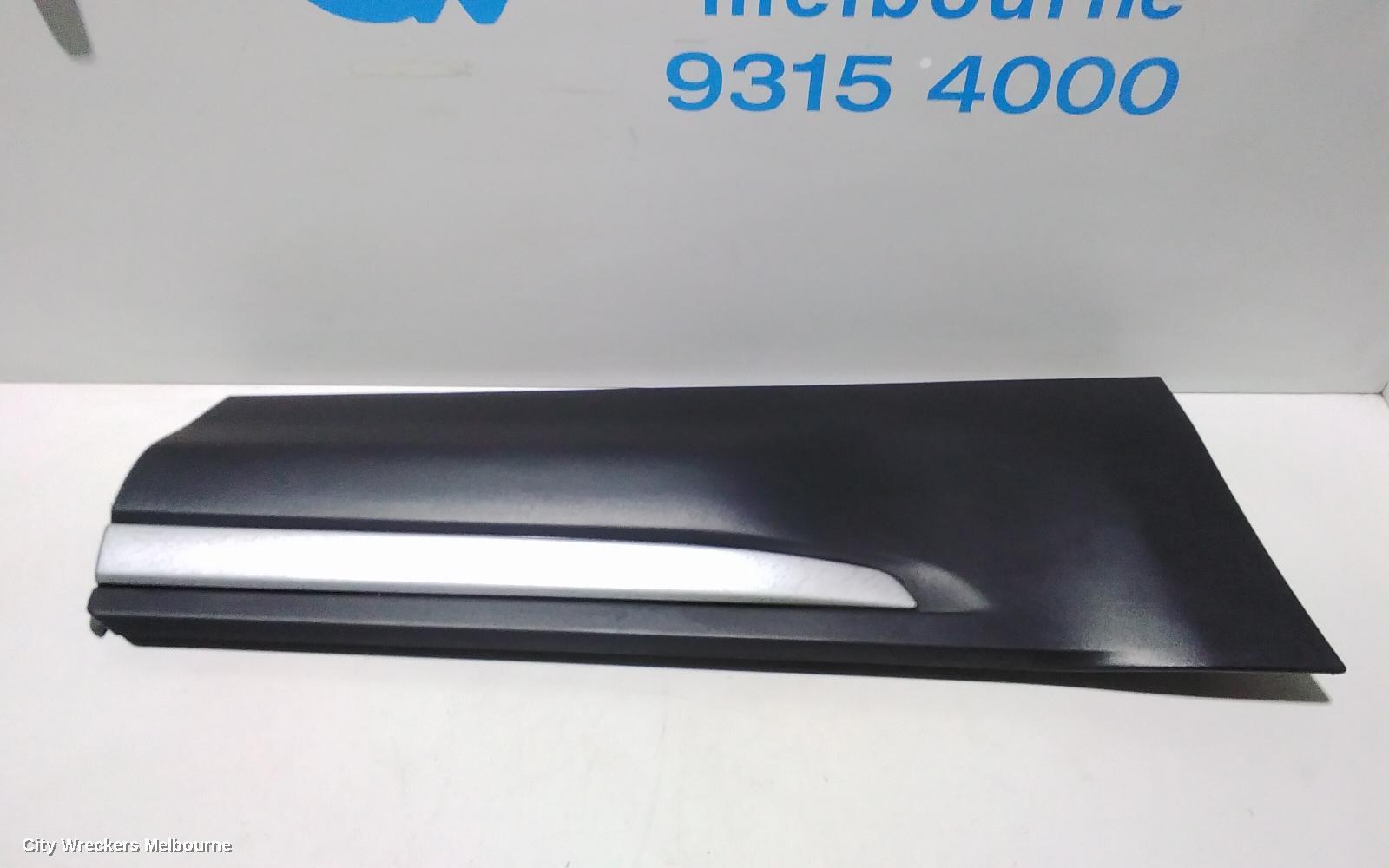 LAND ROVER RANGEROVER EVOQUE DOOR MOULD, RHR BOTTOM DOOR MOULD *BLACK ~ UNPAINTED * : 81326, L538, 11/2011 - 01/2019