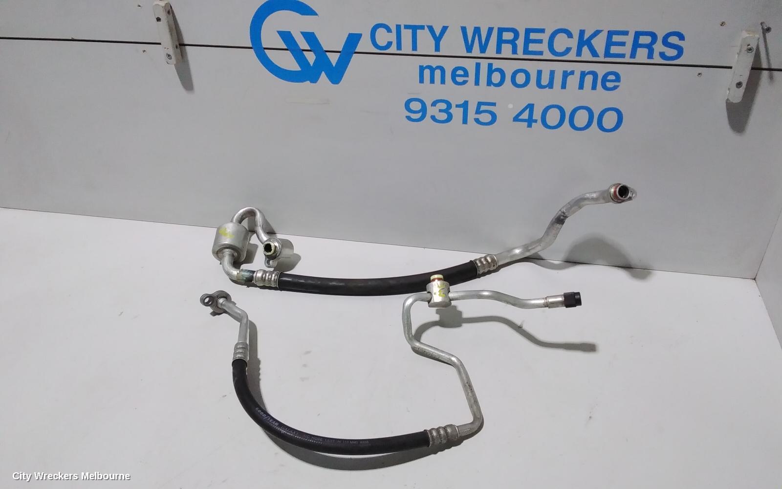 FORD MONDEO, MA/MB/MC, 10/2007 - 12/2014, 10-14 DIESEL AC HOSES ON THE COMPRESSOR ,  CONDENSER TO COMPRESSOR : 81352