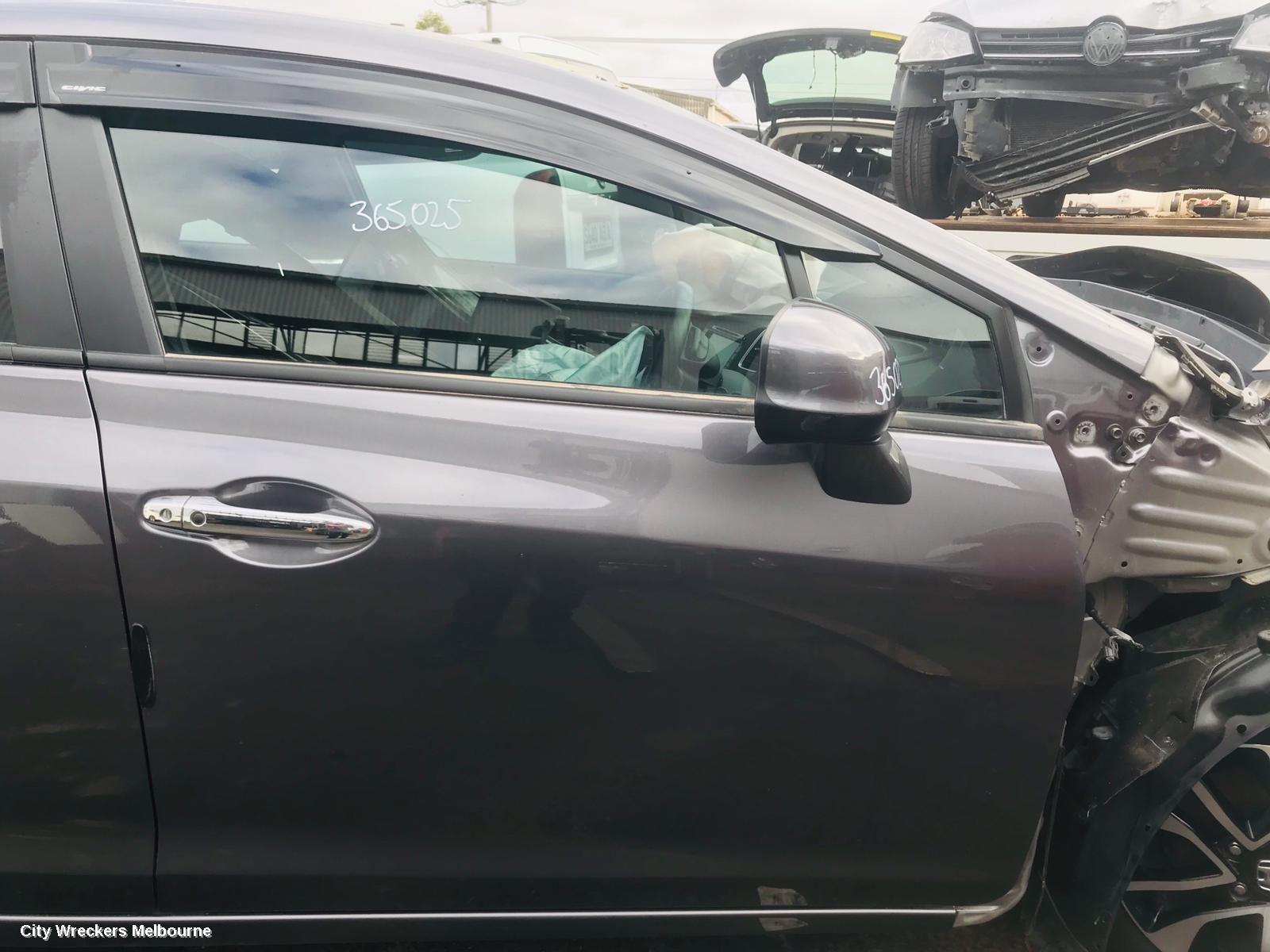 HONDA CIVIC DOOR HANDLE, 9TH GEN 02/2012 - 05/2016