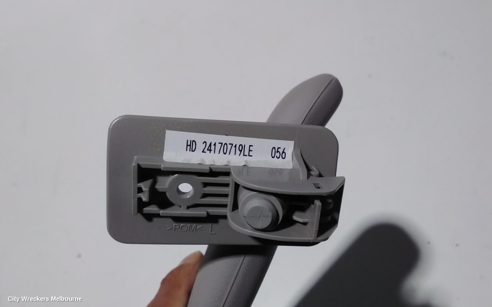 HOLDEN COMMODORE SUNVISOR, VF, LH SIDE, 05/2013 - 12/2017