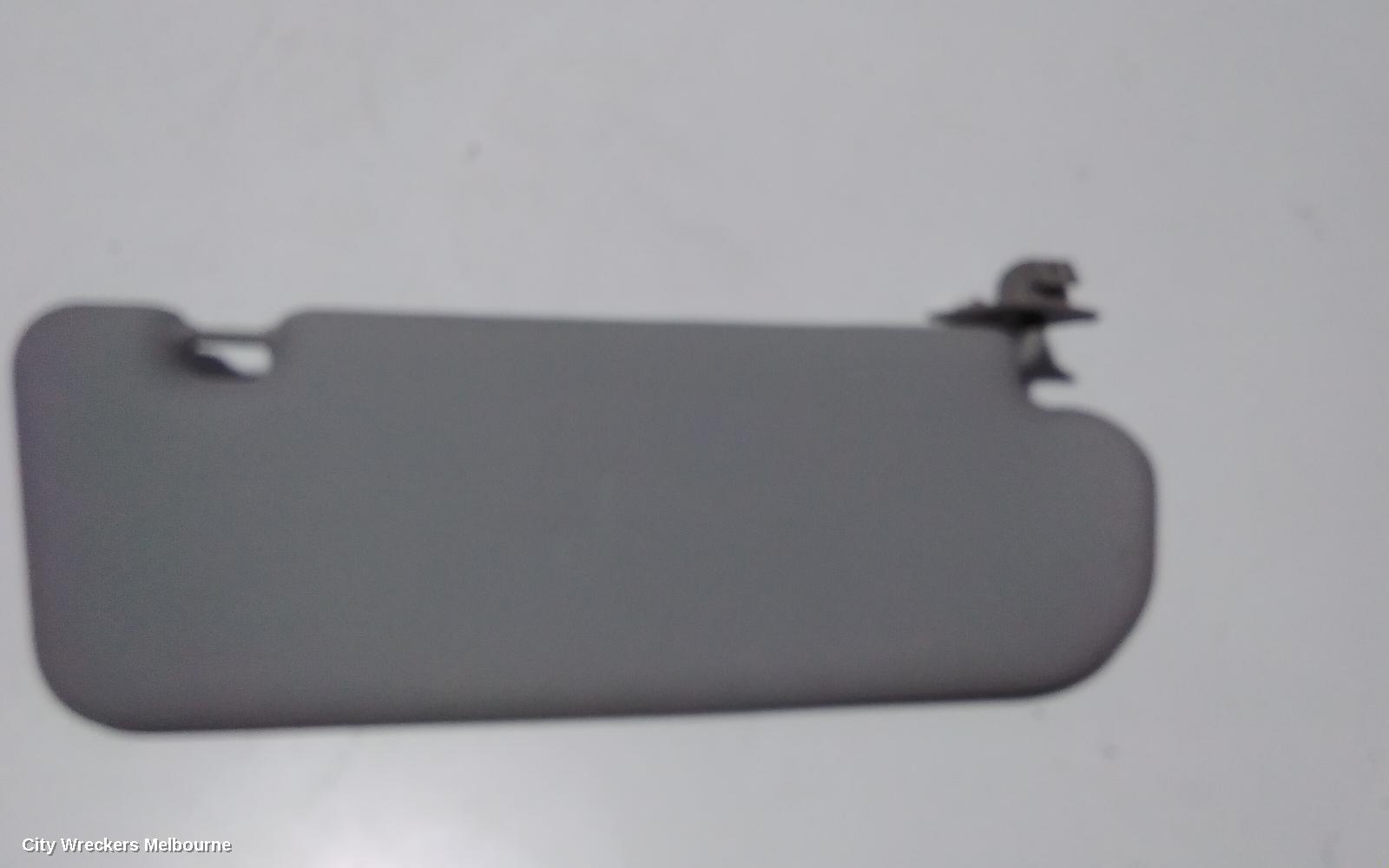 HOLDEN COMMODORE SUNVISOR, VF, LH SIDE, 05/2013 - 12/2017