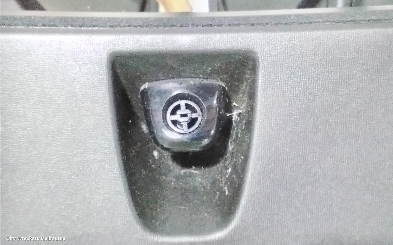 KIA SOUL IGNITION W/ KEY, AM, 04/2009 - 01/2014
