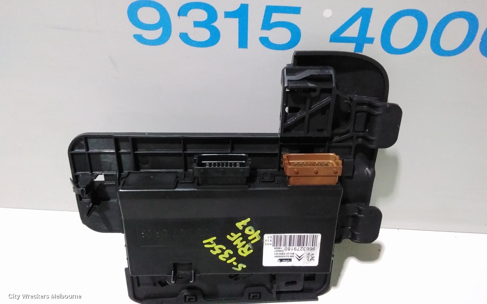 PEUGEOT 407, 09/2004 - 06/2011, 9663279180 RHF SEAT CONTROL MODULE : 81416